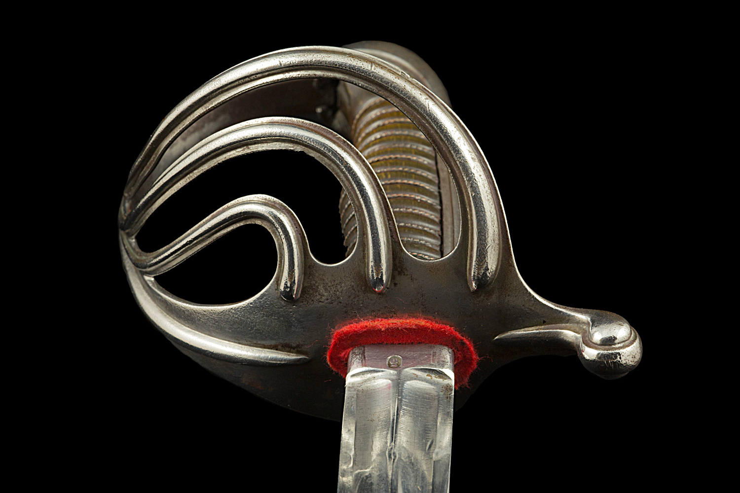 S000007_French_African_Army_Sword_Detail_Hilt_Bottom