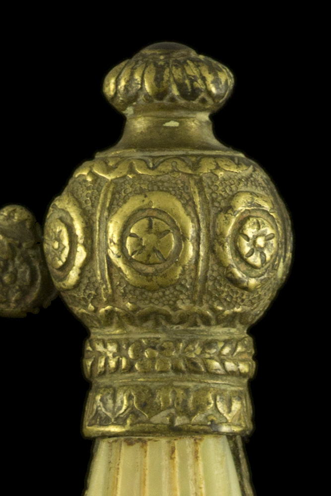 00640_S000079_Turkish_Sword_Hilt_Obverse_