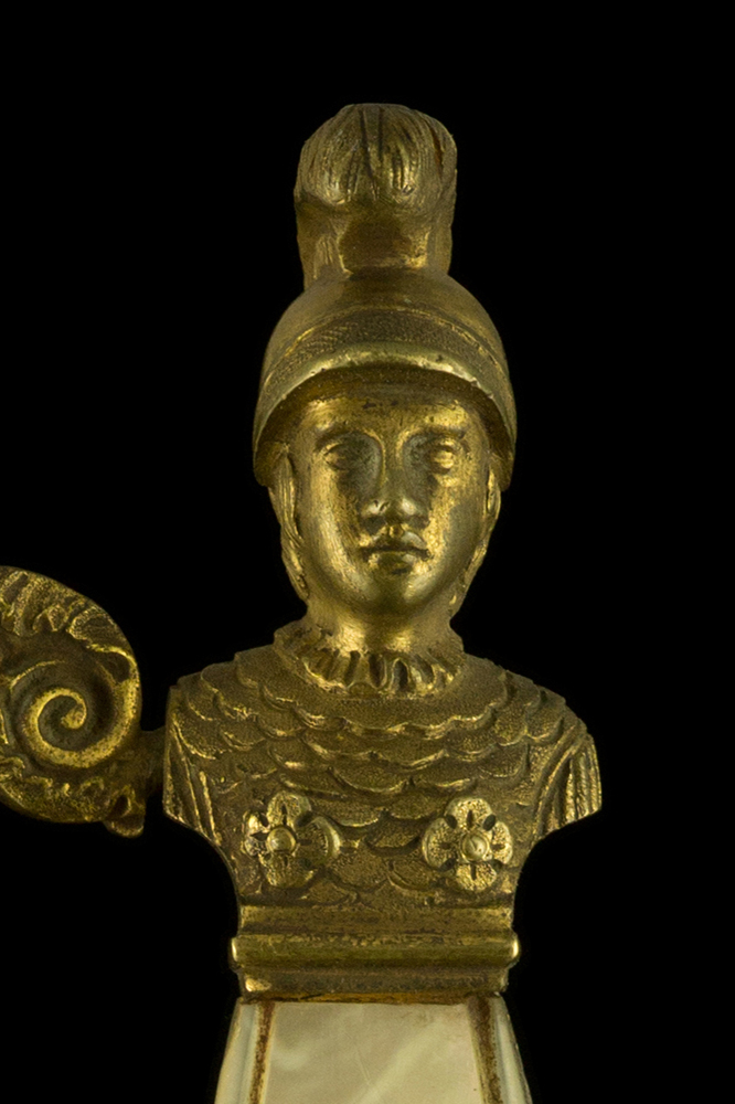 02100_S000066_French_Helmet_Smallsword_Hilt_Obverse_