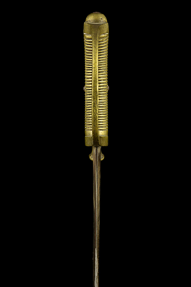 S000025_Briquet_Sword_Hilt_Right_Side