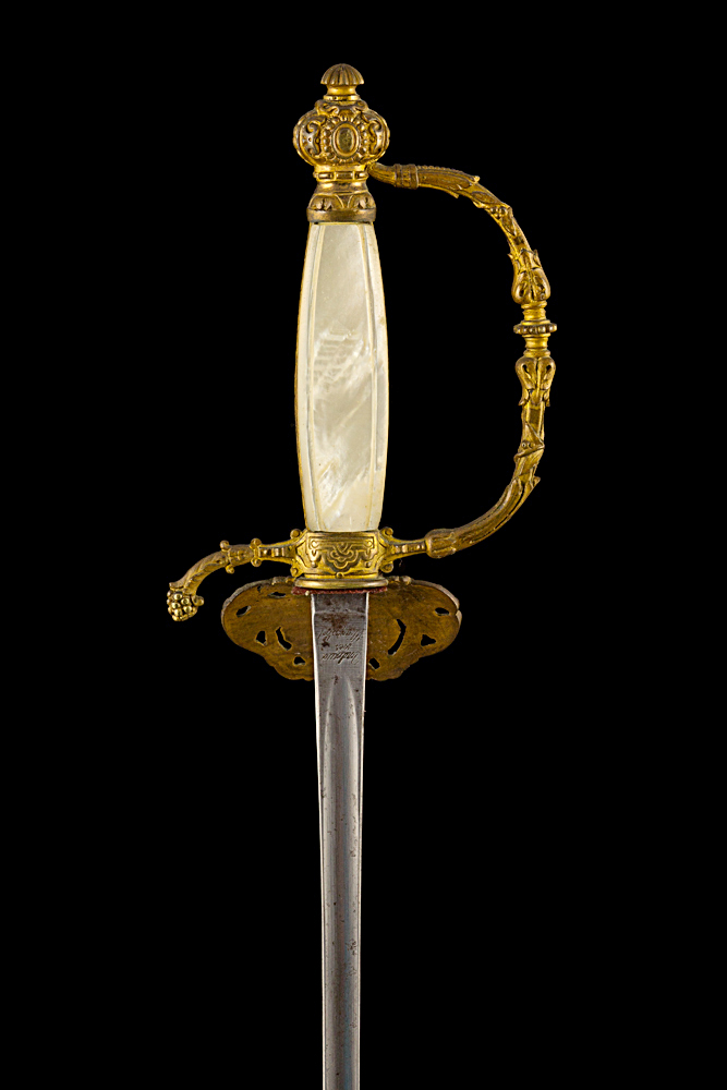 S000044_French_Smallsword_Hilt_Reverse_