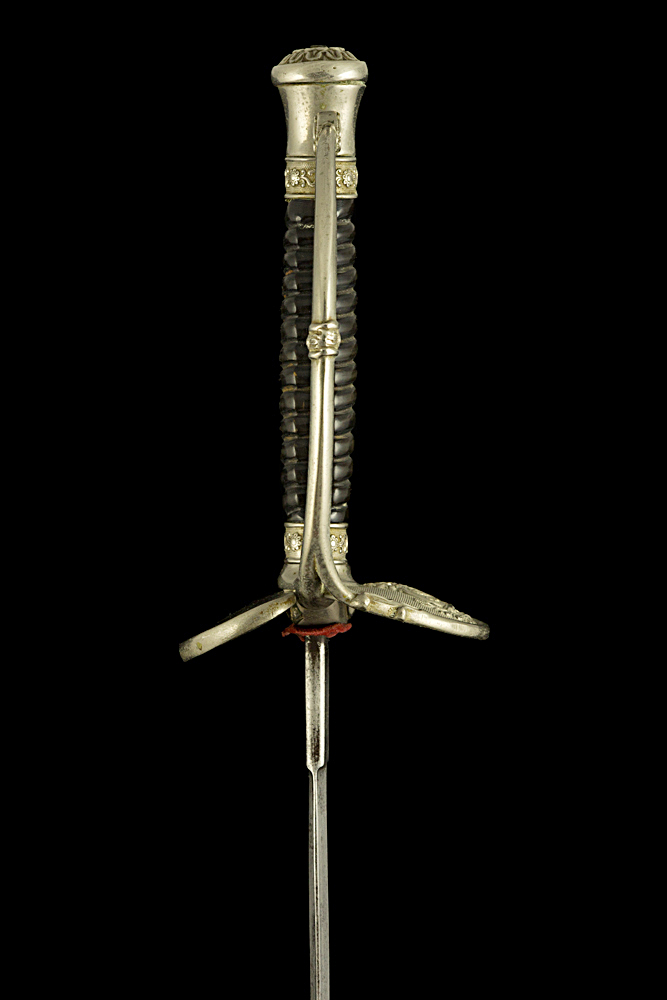 S000070_Belgian_Smallsword_Hilt_Right_Side