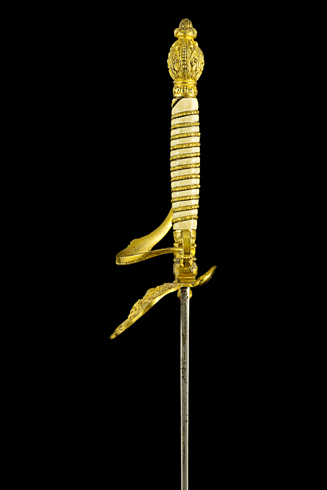 S000081_Belgian_Ivory_Grip_Court_Sword_Hilt_Left_Side