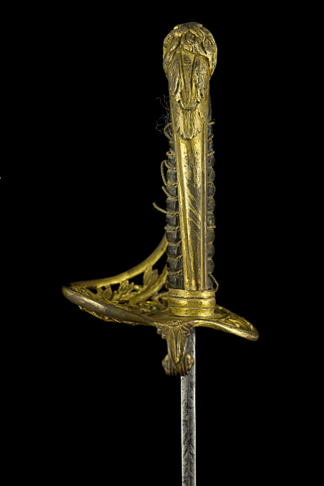 S000116_French_Lion_Saber_Hilt_Left_Side