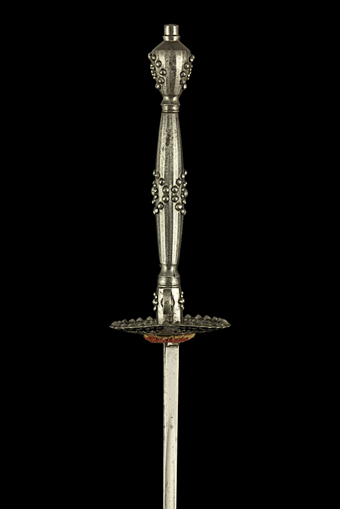 S000148_British_Cut_Steel_Smallsword_Hilt_Right_Side