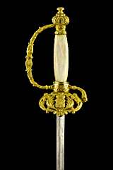 S000067_Spanish_Smallsword_Hilt_Obverse_