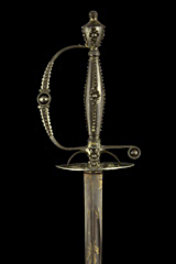 S000157_British_Cut_Steel_Smallsword_Hilt_Obverse_