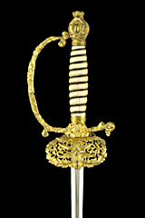 S000215_Ivory_Grip_Smallsword_Hilt_Obverse_