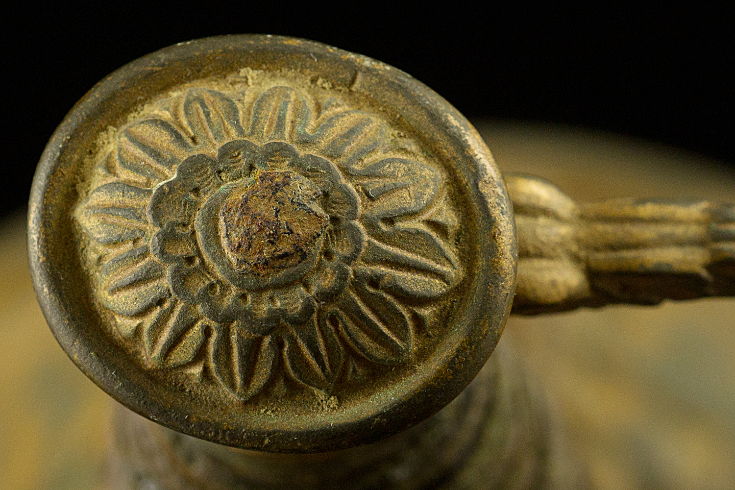 S000016_Belgian_Smallsword_Detail_Hilt_Pommel