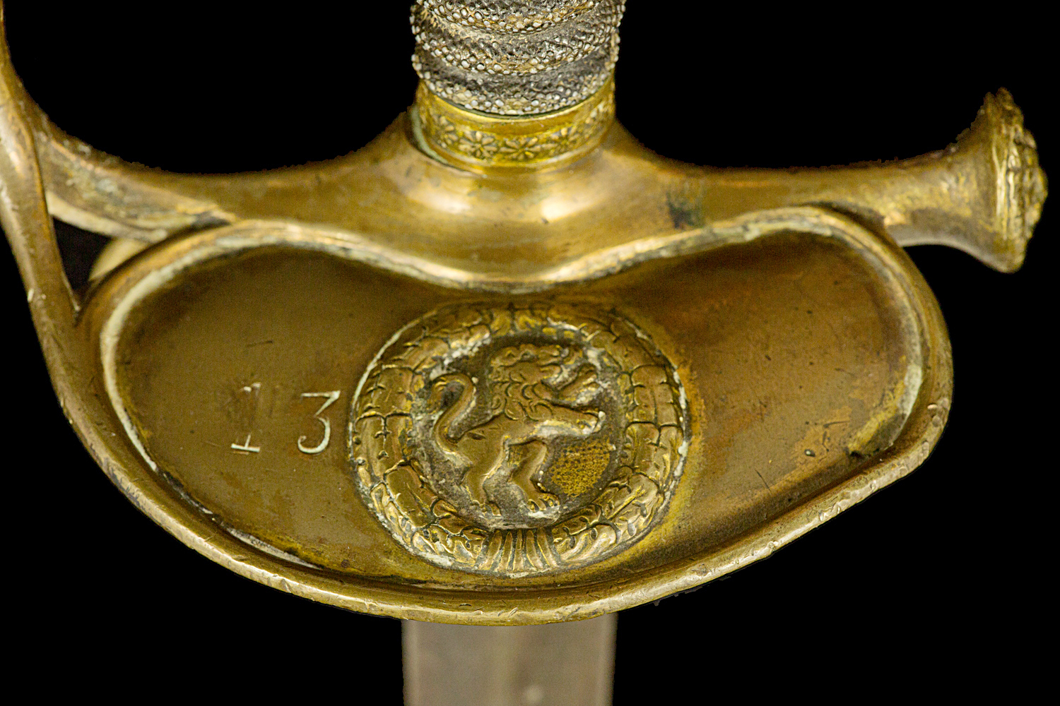 S000023_Belgian_Smallsword_Detail_Shell_Obverse