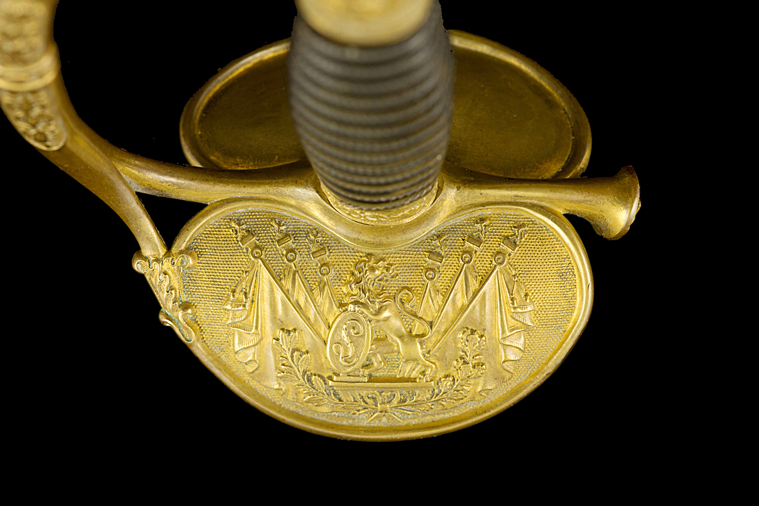 S000059_Belgian_Smallsword_Detail_Shell_Obverse