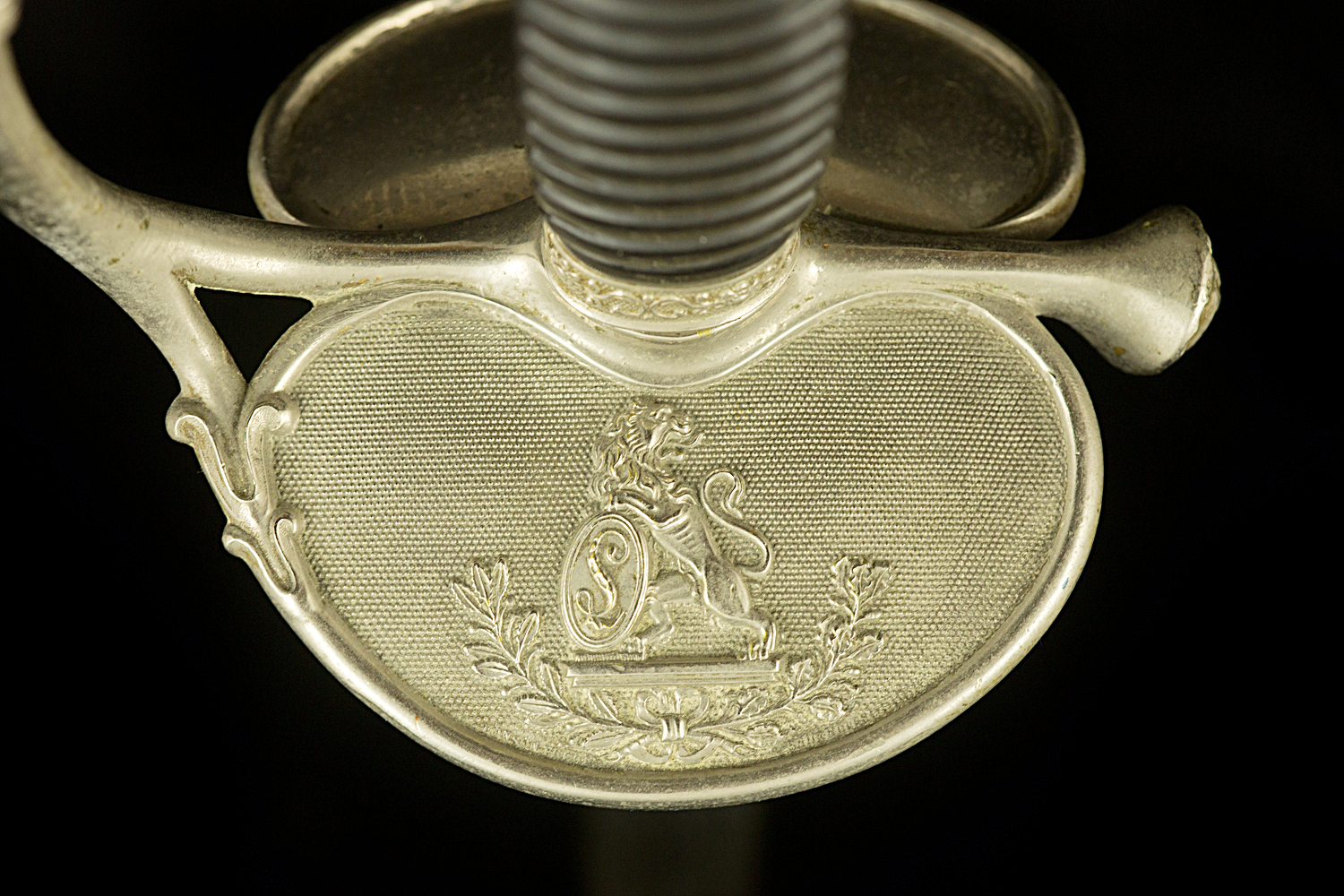 S000070_Belgian_Smallsword_Detail_Shell_Obverse