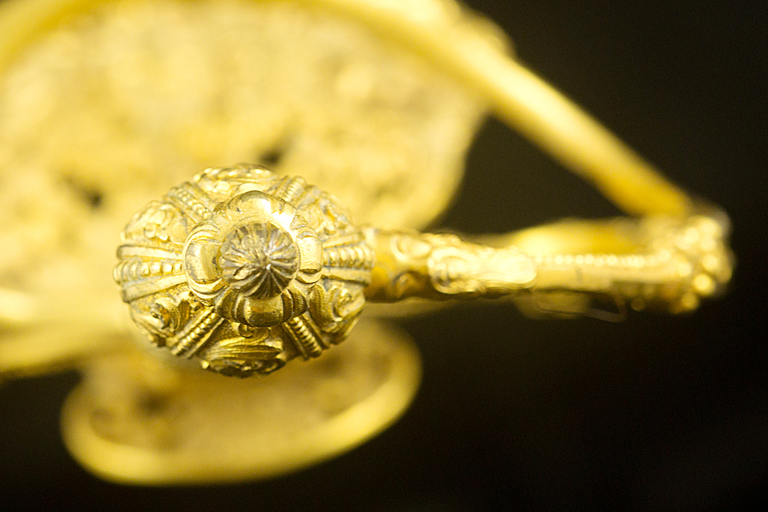 S000081_Belgian_Ivory_Grip_Court_Sword_Detail_Hilt_Pommel