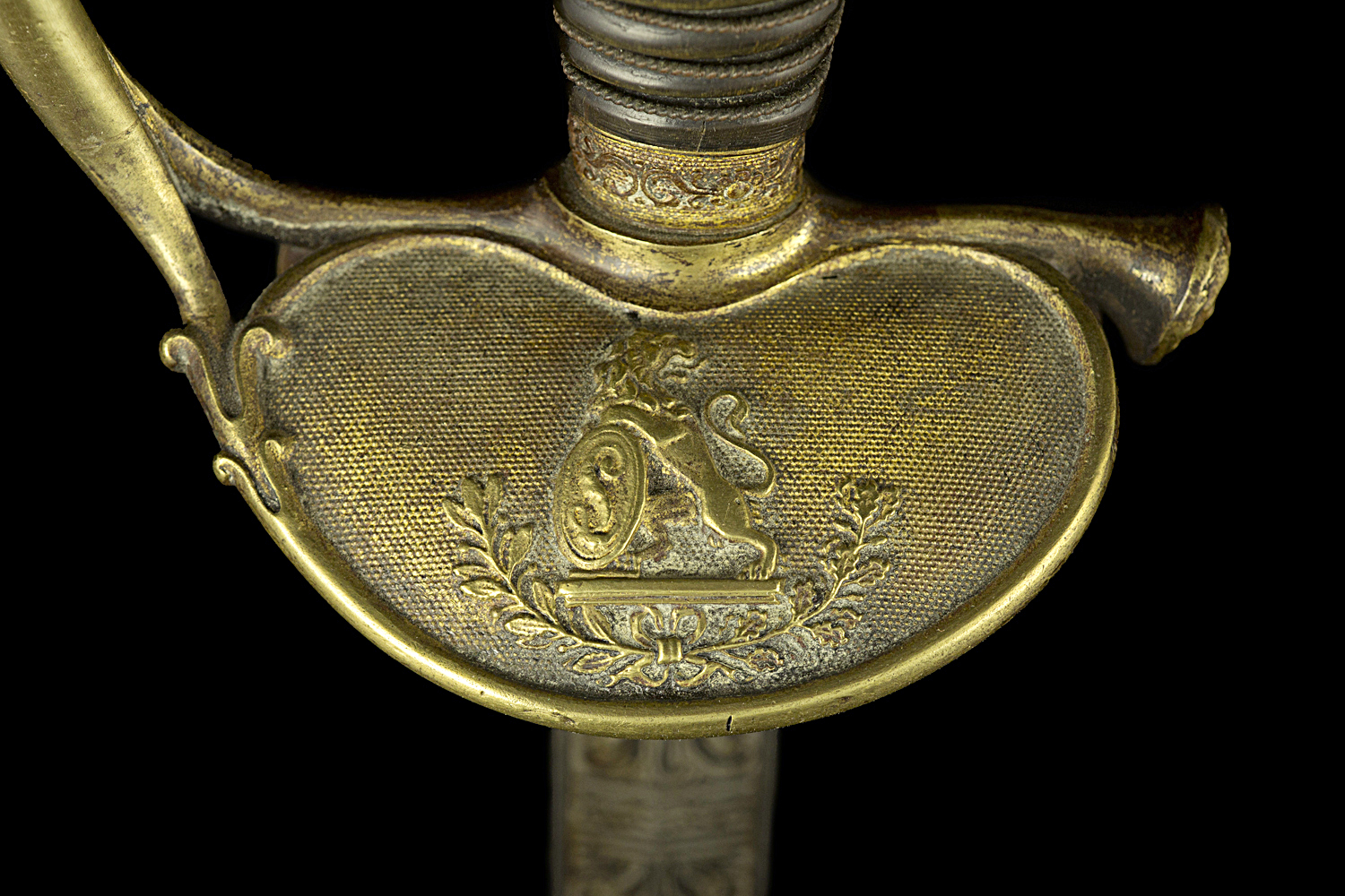 S000183_Belgian_Smallsword_Detail_Shell_Obverse